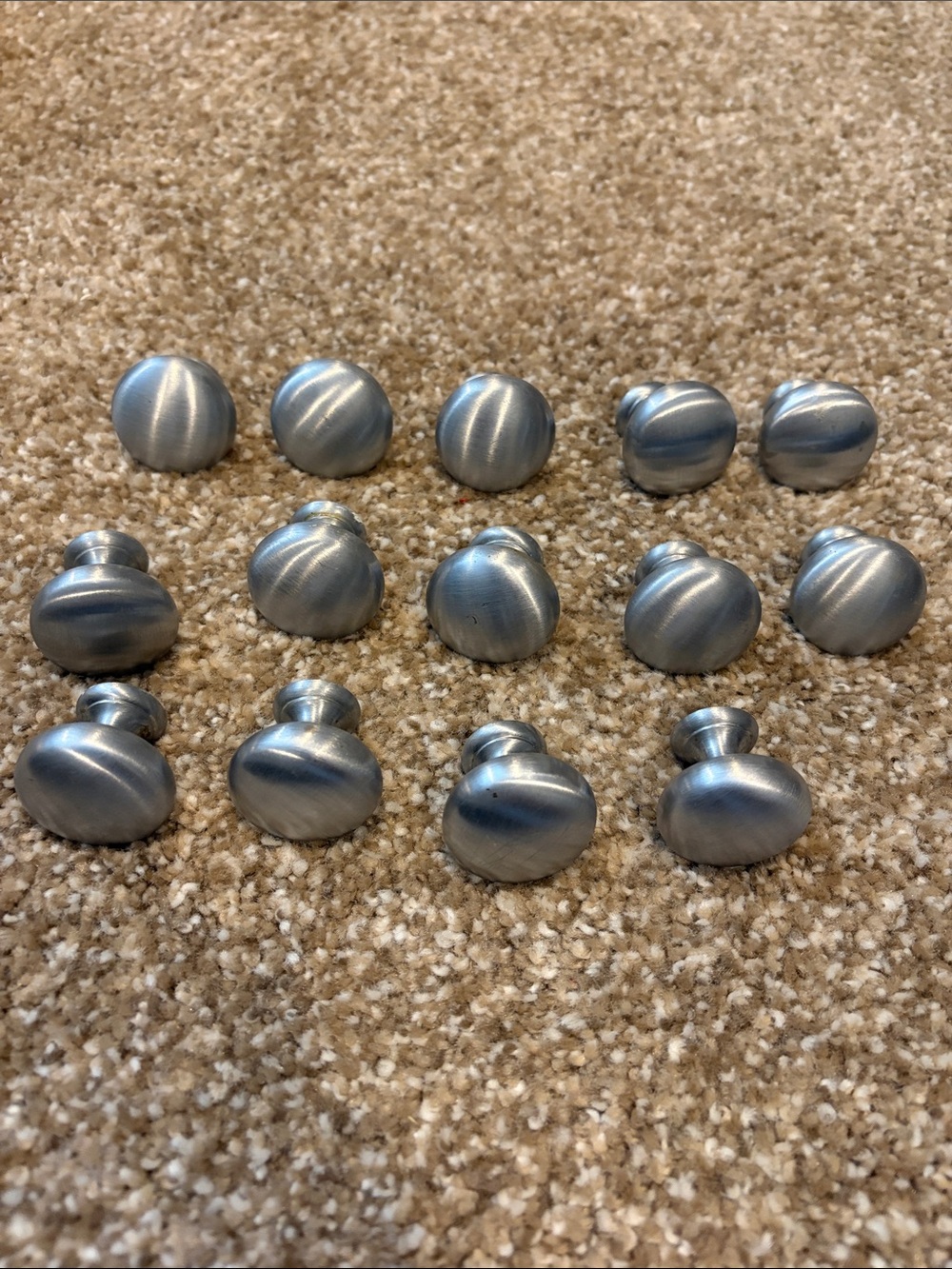 Silver Tone Replacement Knobs/Pulls – Set of 14